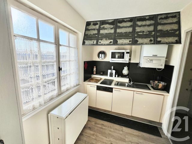 Appartement T2 à vendre - 2 pièces - 38.43 m2 - DINARD - 35 - BRETAGNE - Century 21 Immécom