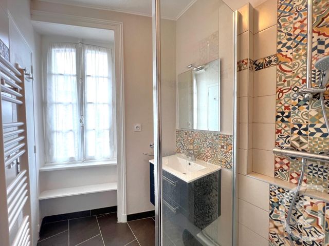 Appartement T2 à vendre - 2 pièces - 32.21 m2 - DINARD - 35 - BRETAGNE - Century 21 Immécom