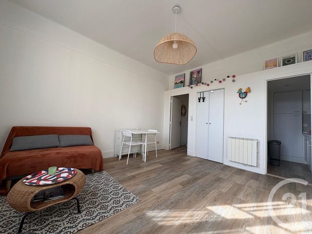 Appartement T1 à louer - 1 pièce - 26.87 m2 - DINARD - 35 - BRETAGNE - Century 21 Immécom