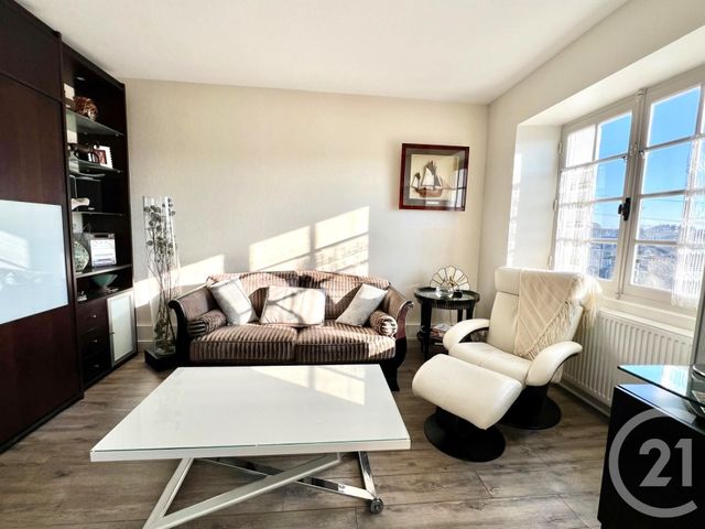 Appartement T2 à vendre - 2 pièces - 38.43 m2 - DINARD - 35 - BRETAGNE - Century 21 Immécom