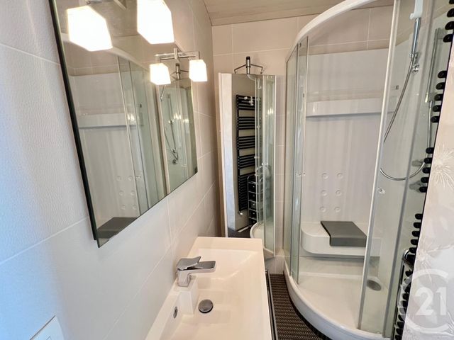 Appartement T2 à vendre - 2 pièces - 38.43 m2 - DINARD - 35 - BRETAGNE - Century 21 Immécom