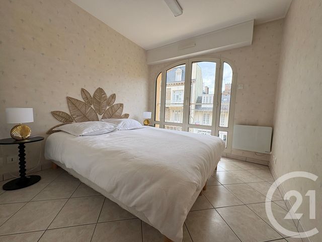 Appartement T2 à louer - 2 pièces - 44.64 m2 - DINARD - 35 - BRETAGNE - Century 21 Immécom