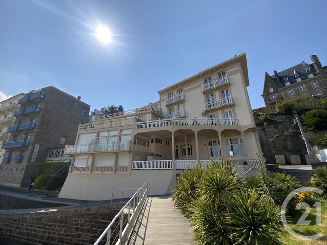 Appartement F6 à vendre - 6 pièces - 142.19 m2 - DINARD - 35 - BRETAGNE - Century 21 Immécom Appartement F6 à vendre - 6 pièces - 142.19 m2 - DINARD - 35 - BRETAGNE - Century 21 Immécom
